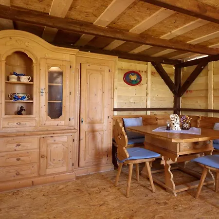 Luxury tent Sadarska Chata Jabko *